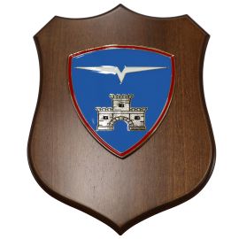 CREST IN METALLO SMALTATO BASE LEGNO 22,5X17,5CM BRIG. AEROMOBILE FRIULI