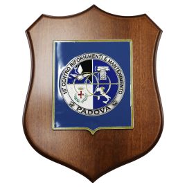 CREST IN METALLO SMALTATO BASE LEGNO 22,5X17,5CM 15 CENTRO RIFOR. PADOVA