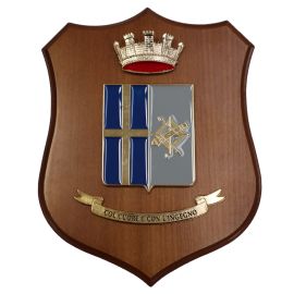 CREST IN METALLO SMALTATO BASE LEGNO 22,5X17,5CM 33 REGGIMENTO EW
